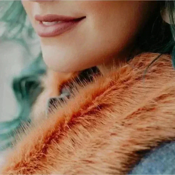 JEAN JACKET WITH REMOVABLE FUR - Picture 6 of 6